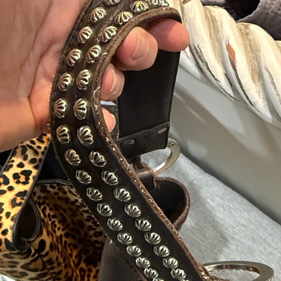 1 of a kind vintage UPCYCLED, real hair on hide fringe bag - Picture 8 of 8